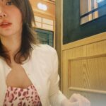 Im Soo-hyang Instagram - 벚꽃이 만개했던 어느날