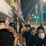 Im Soo-hyang Instagram - 위치스언니들과 데이트💛 낮에는 별이언니가 하는 #친정엄마 뮤지컬 보고왔어요 눈물콧물 다 빼다가 엄마에게 잘해야겠다는 마음이 새삼 더 들었네요 엄마모시고 한번 더 가야겠어요 저녁에는 나옥희님이 하시는 ㅎㅎ 극단58번국도 창단공연 #접수 를 보고왔어요 소극장 이인극인데 두 배우분의 연기력과 나옥희님의 연출력까지 더해져 시간이 이렇게 빨리 지나가나 싶을정도로 집중해서 재밌게 봤습니다 진짜 강추 👍 진짜 언니들 만나서 너무 행복했던 하루 위치스포레버 💛💛💛 농구하고싶다…