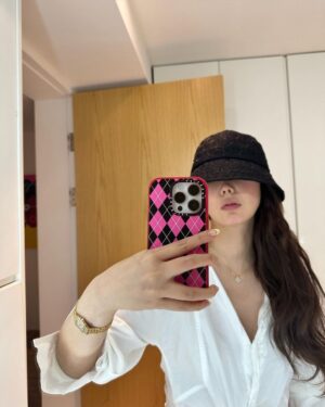 Im Soo-hyang Instagram - 또 긴머😬