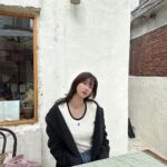 Im Soo-hyang Instagram - 우연이네 @veranda_seoul 너무좋다 cafe 베란다