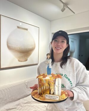 Im Soo-hyang Instagram - 오늘 꼭두의 계절 마지막회에요🥹
함께해주세요