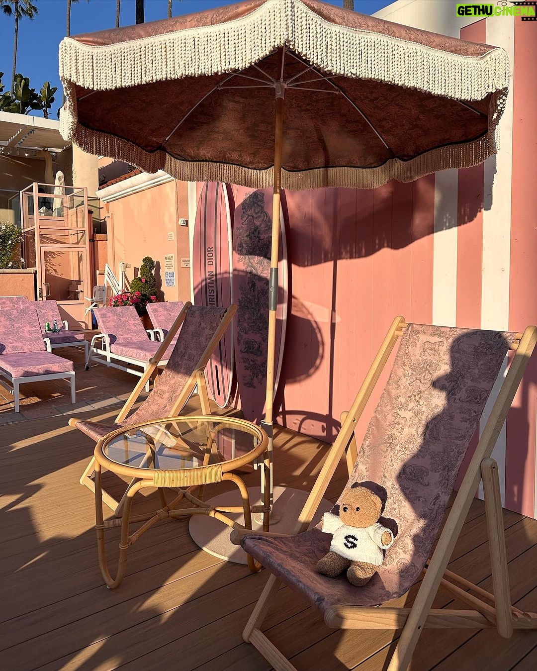 Im Soo-hyang Instagram - 지상낙원🏝️ Beverly Hills Hotel