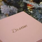 Im Soo-hyang Instagram - I'm looking forward to our next year🤍 @diame_official #크리스마스선물 #다이아몬드목걸이 🎄🧑🏻‍🎄🎁 #AD
