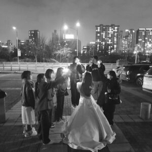 Im Soo-hyang Instagram - 찍히는 이보다 찍는 이들이 더 귀어워💕