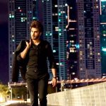 Imran Abbas Instagram – Nikal ke shehron mein aa bhi jaana chamaktay khwaabon ko saarh le ker..
Buland-o-baala imaarton mein phir apne gaaon talaash kerna.. Video courtesy : @itskrajofficial