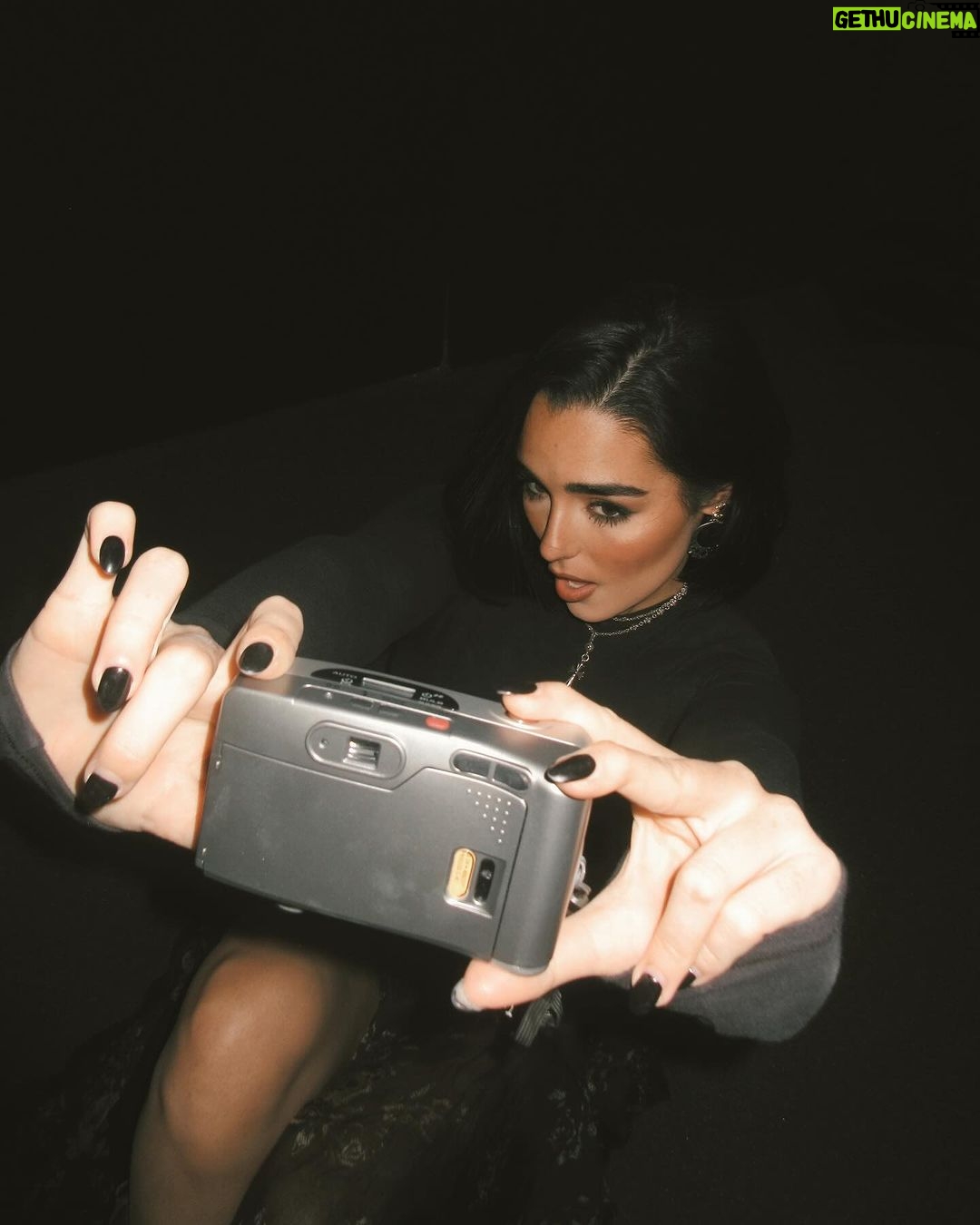 Indiana Massara Instagram - but who are you when no one is watching? Los Angeles, California