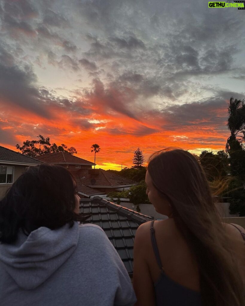 Indiana Massara Instagram - Forever seeing you in the orange 🍊 Perth, Western Australia