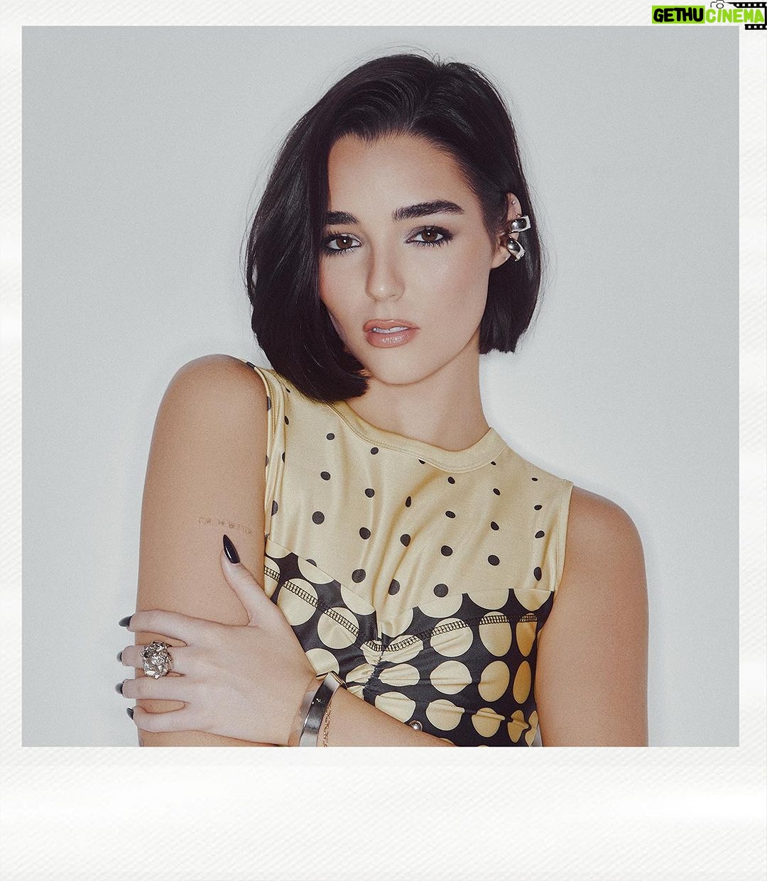 Indiana Massara Instagram - Tasting like revenge ⚠️ Stylist @janabartolo Photographer @jasonhenleyco Dress @thisisverner Jewellery @constantinavintage Shoes @aliasmae Sydney, Australia