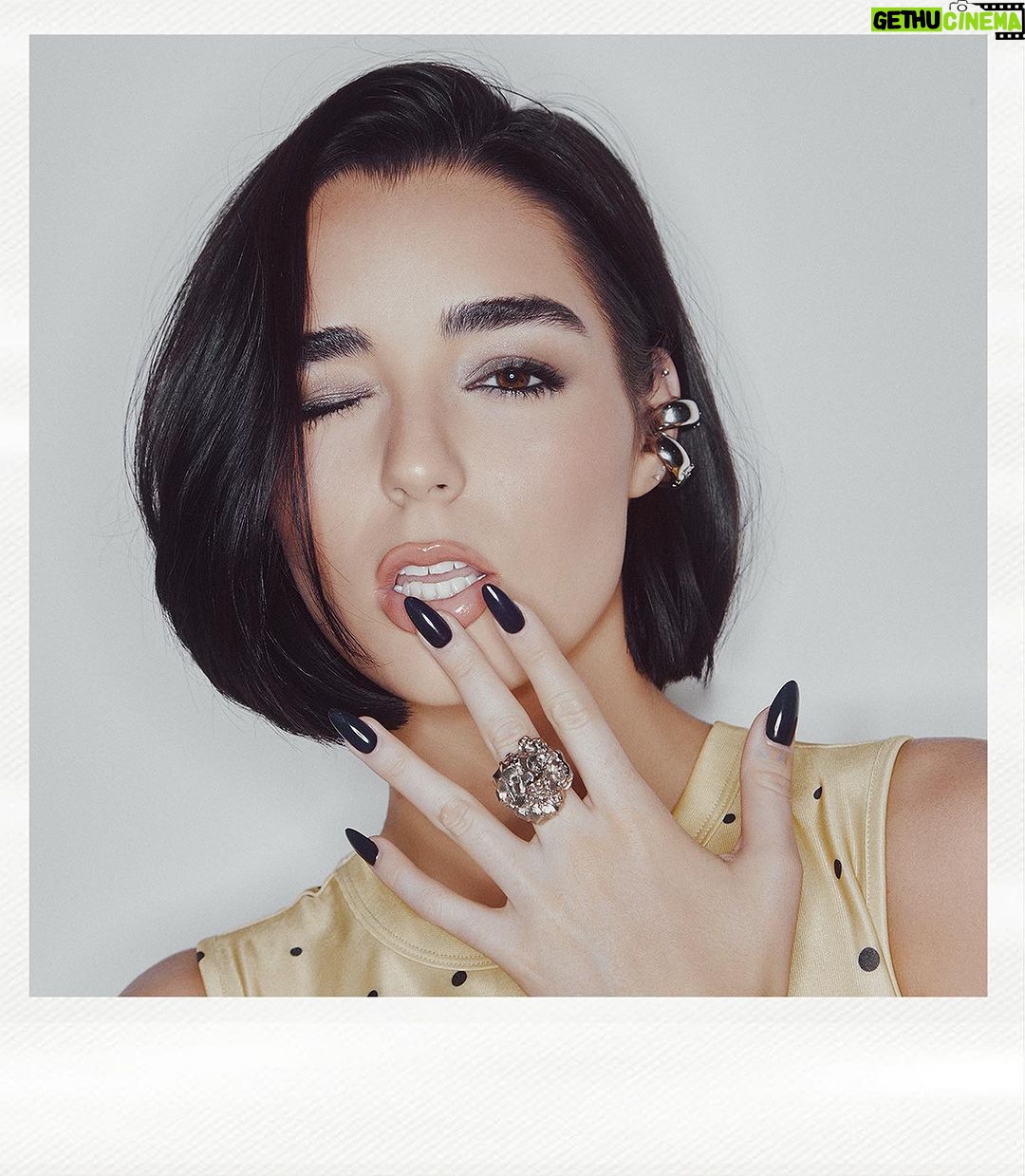 Indiana Massara Instagram - Tasting like revenge ⚠️ Stylist @janabartolo Photographer @jasonhenleyco Dress @thisisverner Jewellery @constantinavintage Shoes @aliasmae Sydney, Australia