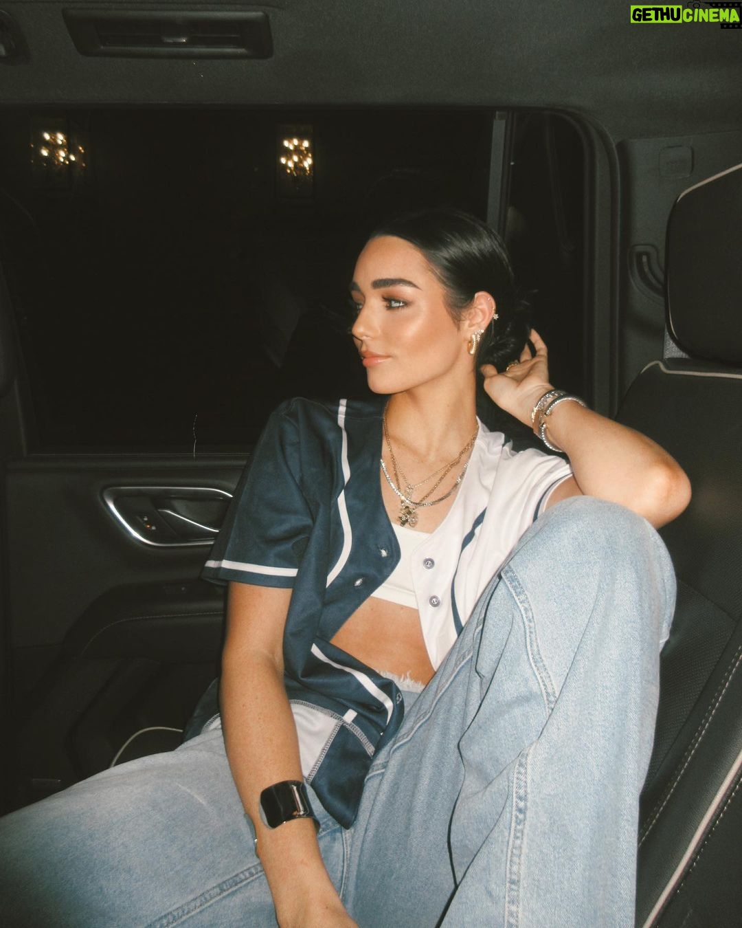 Indiana Massara Instagram - are you alive or just existing? Los Angeles, California