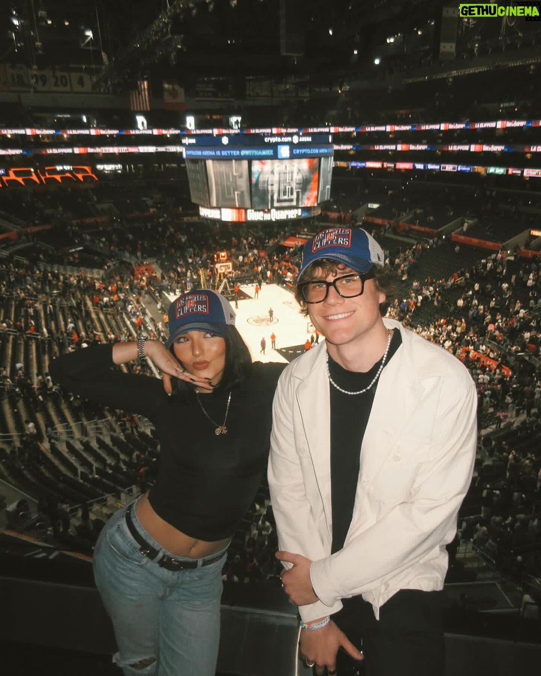Indiana Massara Instagram - We just wrote a BANGERRR!! Also watched some dudes play basketball… 🏀🏀🏀 Crypto.com Arena