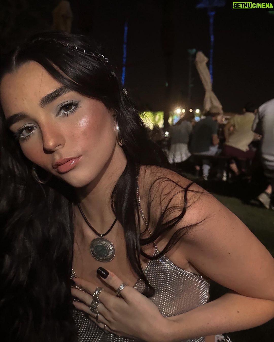 Indiana Massara - 85.4K Likes - 📍middle of the desert