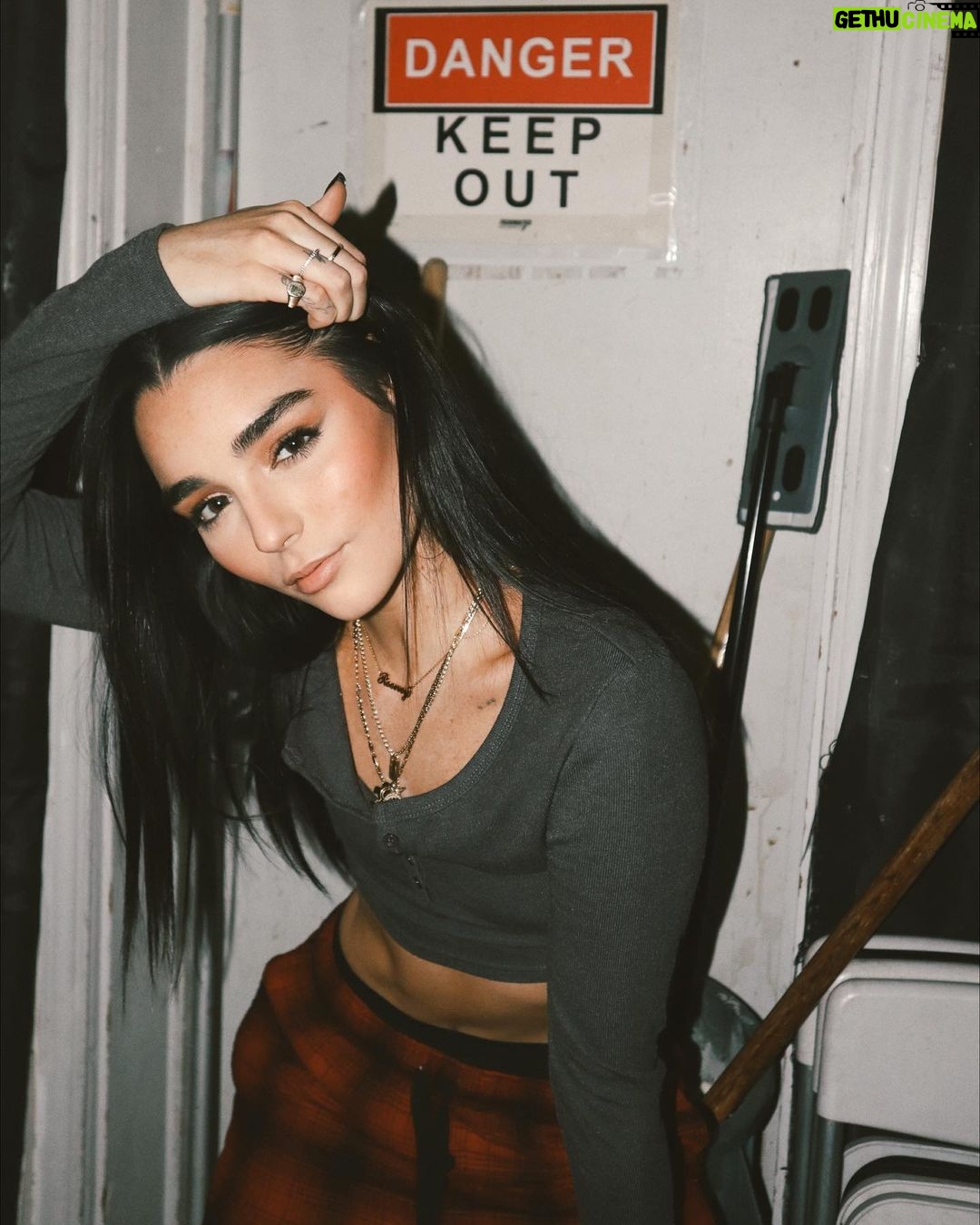 Indiana Massara - 62.4K Likes - ❌DANGER❌
KEEP OUT OF MY HEART