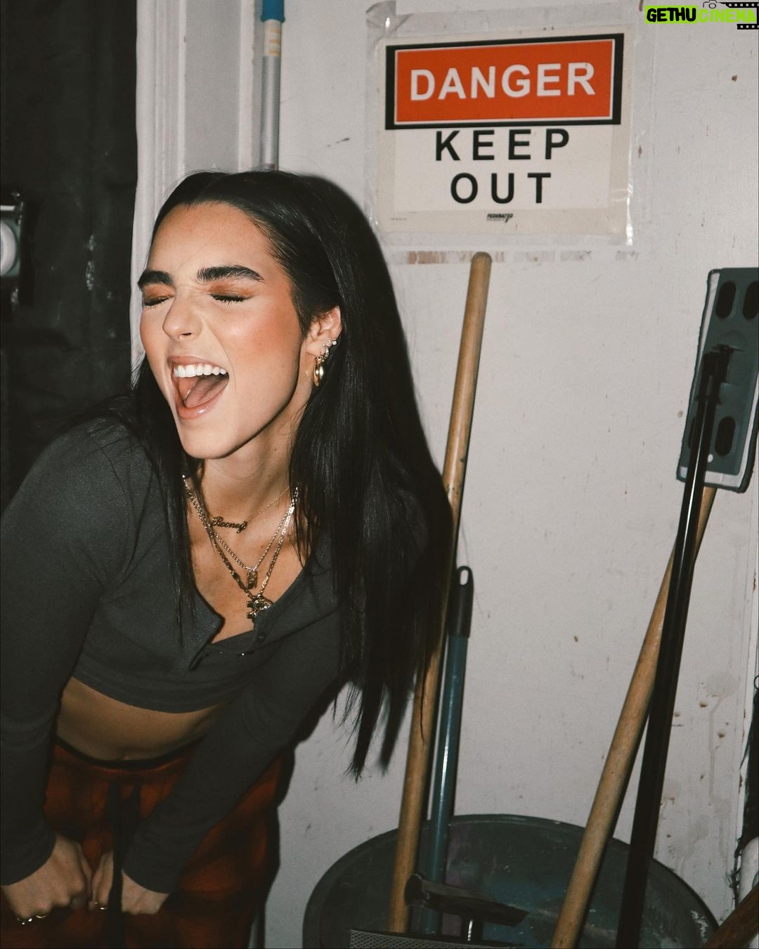 Indiana Massara - 62.4K Likes - ❌DANGER❌
KEEP OUT OF MY HEART