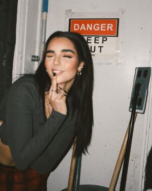 Indiana Massara Instagram - ❌DANGER❌
 KEEP OUT OF MY HEART