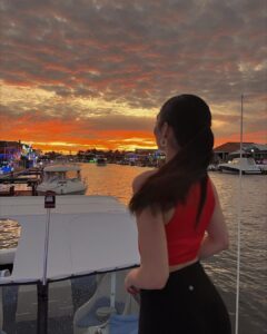 Indiana Massara Instagram - Happy Holidays ❤️‍🔥 Mandurah, Western Australia