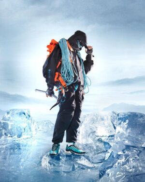Ines Benazzouz Instagram - Inoxtag x Nike 🧊
« Road to Everest »
Merci à Nike de me faire confiance et de m’accompagner pour un des plus gros projets de ma vie. Écrivons une nouvelle histoire ensemble ❤️🏔️

Collaboration with @nikeparis 
📸 @alexipav 
🥼  @___rrxii 
set design: @sevendamas 
post prod: @azadehavije 
studio/prod: @studio258_paris 

Collaboration commerciale 🤝
Photos retouchées 📸