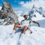 Ines Benazzouz Instagram - Nous on passe l’été à la montagne 🏔️Ça grail d’la glace dans la glace, on contourne le système 🥶🍦 Héee merceee @kinderbuenofr ! 📸 @mathis_dumas Collaboration commerciale Photographie retouché