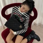 Irene Kim Instagram - @Dior adore 🖤 #광고 #DiorBookTote #DiorCruise