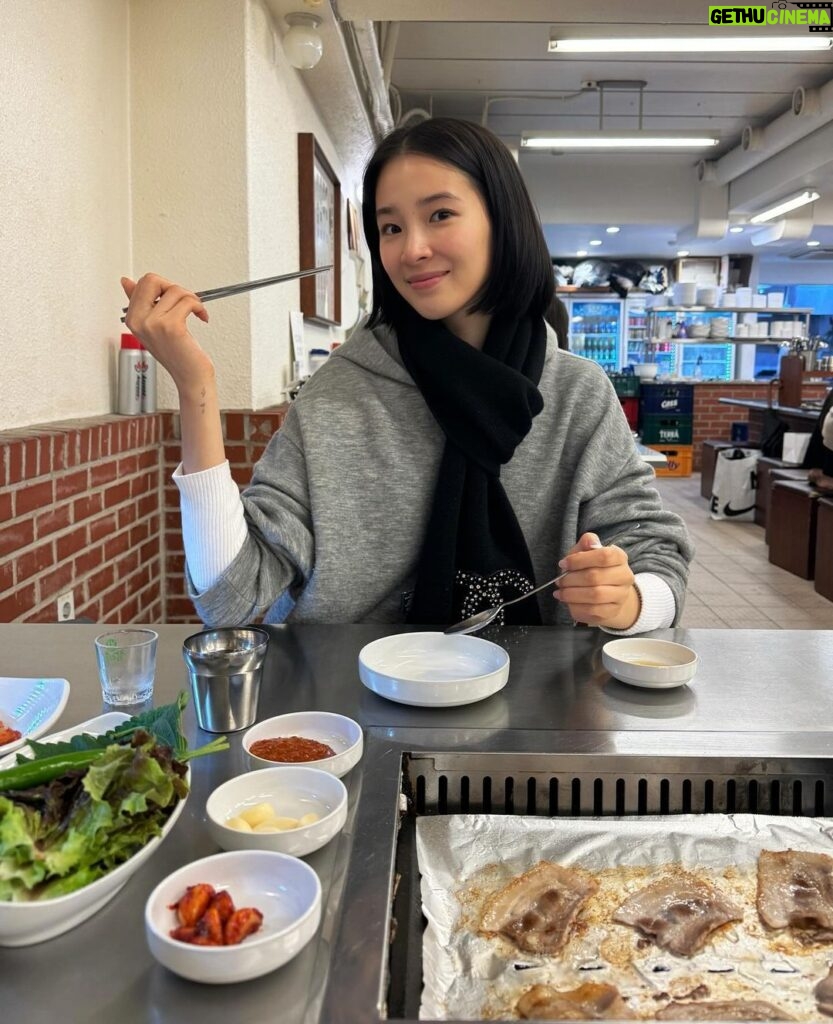 Irene Kim Instagram - Both my realities & the best of both worlds❤️