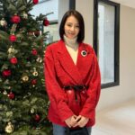 Irene Kim Instagram - A Santa inspired lunch look 🎅🏼❤️🎄