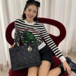 Irene Kim Instagram - @Dior adore 🖤 #광고 #DiorBookTote #DiorCruise