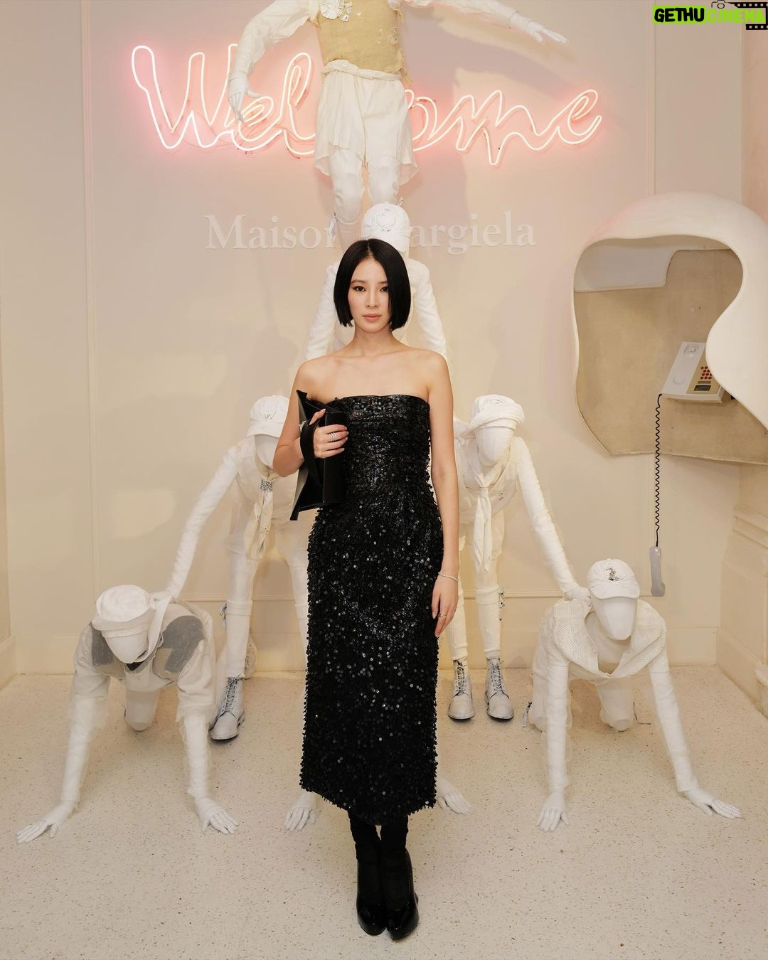 Irene Kim Instagram - The epic universe of Mr. Galliano’s @maisonmargiela 🪐