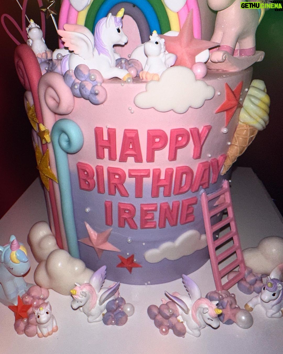 Irene Kim Instagram - thank you for all the birthday love🥺🦄💘