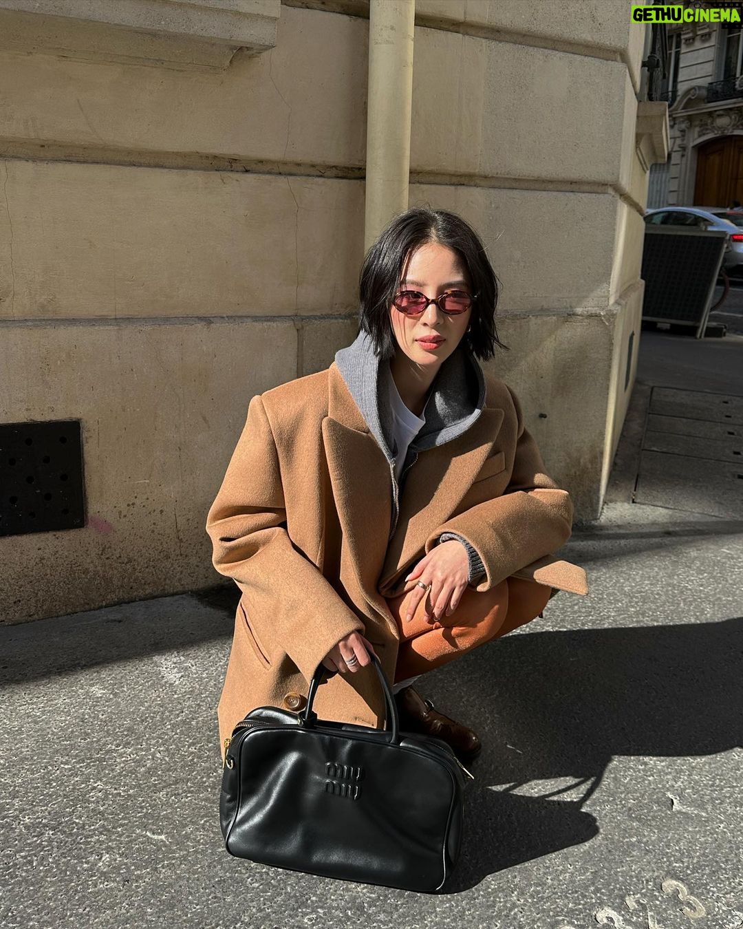 Irene Kim Instagram - Last but not least, @miumiu girl everyday🤎 #miumiuSS24