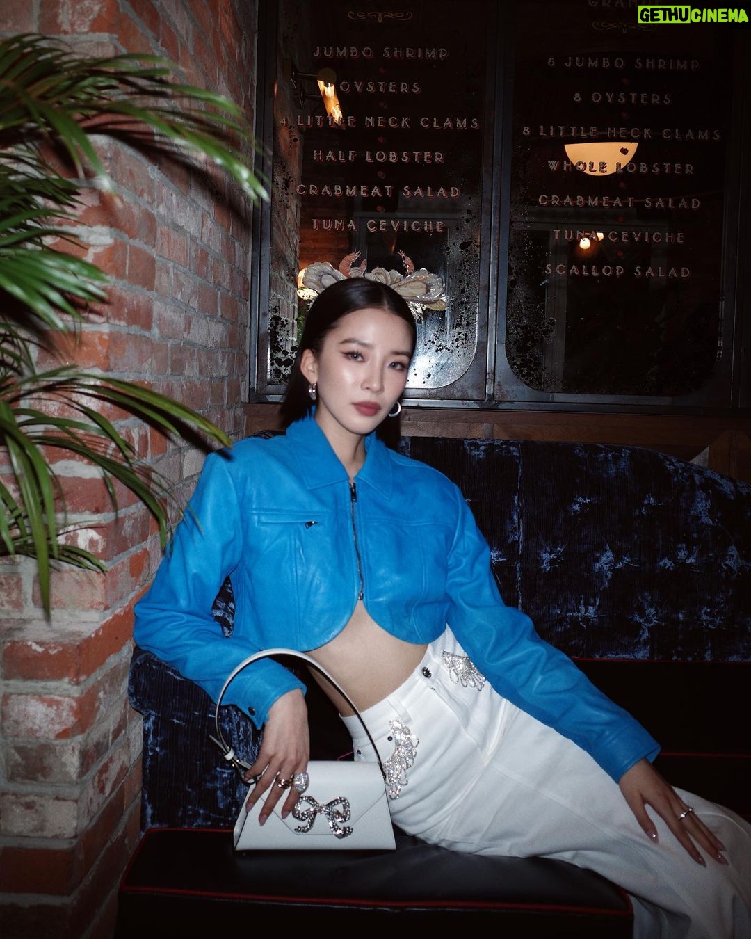 Irene Kim Instagram - Night out with @revolve 💎💙 #REVOLVEaroundtheworld Singapore