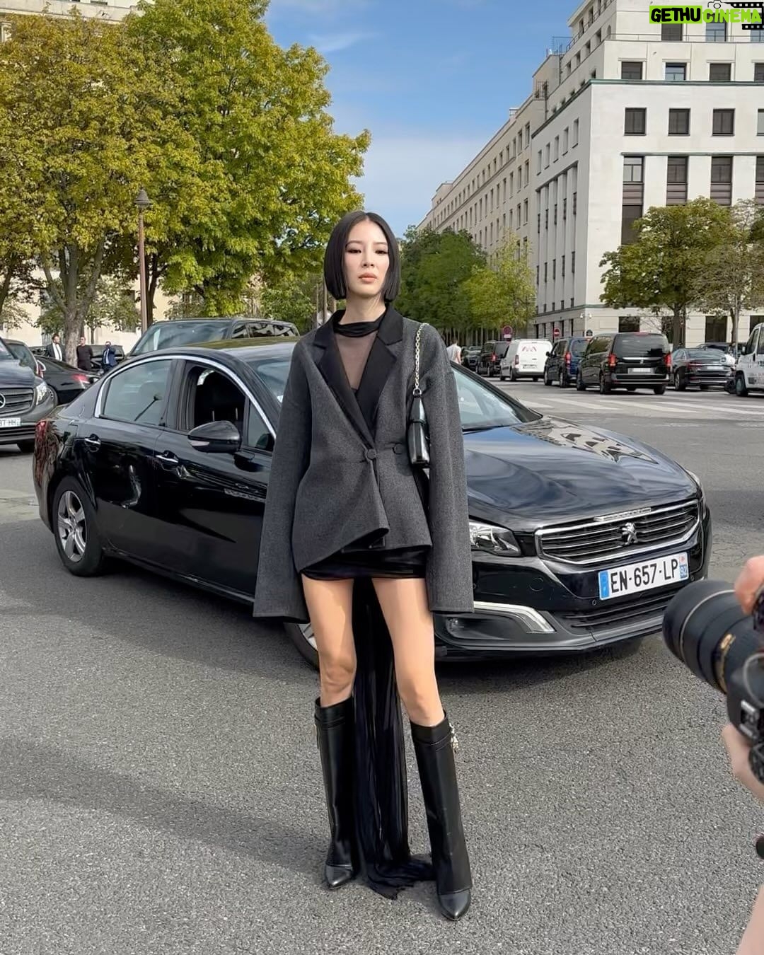 Irene Kim Instagram - @givenchy was beautiful 🖤