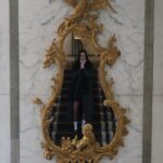 Iris Mittenaere Instagram – Unposted from London 2023 @rosewoodlondon 
🫶🏻☎️
D’ailleurs enjoy les dernières photos avec mes cheveux rouge 😂
Publicité – invitation Rosewood London