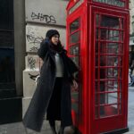 Iris Mittenaere Instagram – Unposted from London 2023 @rosewoodlondon 
🫶🏻☎️
D’ailleurs enjoy les dernières photos avec mes cheveux rouge 😂
Publicité – invitation Rosewood London