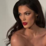 Iris Mittenaere Instagram – This or that ? Red or nude ? 💋
