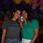 Iris Mittenaere Instagram - You ll find me where I belong : The Kids zone 🧸 Donc mon nouveau pote est un paresseux 🦥 on lui donne quoi comme nom ?! je dead de @diegoelglaoui blasé face à moi en folie 😂 Global Village