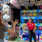 Iris Mittenaere Instagram – You ll find me where I belong : The Kids zone 🧸 
Donc mon nouveau pote est un paresseux 🦥 on lui donne quoi comme nom ?! 
je dead de @diegoelglaoui blasé face à moi en folie 😂 Global Village