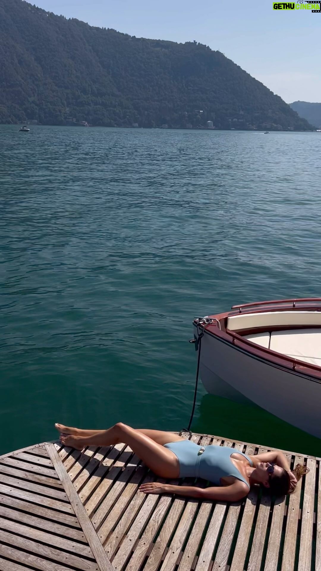 Iris Mittenaere Instagram - Feel … Lake Como you stole my heart 🇮🇹🫶🏻 Villa d'Este - Lake Como