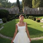 Iris Mittenaere Instagram - In my princess Era 🫶🏻 Vous moquez pas de ma coiffure de dos 😂 Villa d'Este - Lake Como