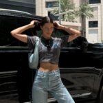 Iris Mittenaere Instagram - My cute outfit 💕. So sorry I couldn’t choose 🫣 les cheveux vous aimez ? C’est nouveau ahah j’aime bien Je suis la personne la plus indécise du monde 😌😅 Business Bay