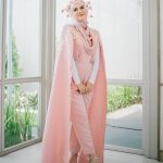 Irish Bella Instagram - Everything pink 💕 Dressed by @dhouseofluxury Headpiece by @monliesmade Shoes by @langkahbylinalee Photography by @sudutputih.mo