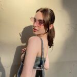 Isabella Moreira Instagram - pois é familia, sigo sem celular e por isso vocês estão fadados a ver todo meu rolo de câmera até eu recuperar o meu novo filho (celular) (Paris, 10.07.23)