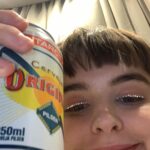 Isabella Moreira Instagram - sim meu rolo da camera é 100% autocentrado setembro só tem eu sendo bonitinha se reclamar é bifobia