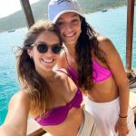Isabella Santoni Instagram - Mais um pouquinho do que rolou na nossa #ExpNIA com a presença de mulheres únicas e incríveis, e ainda pudemos experienciar o melhor passeio de barco de Arraial com o @donjuantour ! 😌☀️ Não haviam dúvidas de que seria um dia super especial! ✨🌊 #MulheresOceanicas Arraial do Cabo
