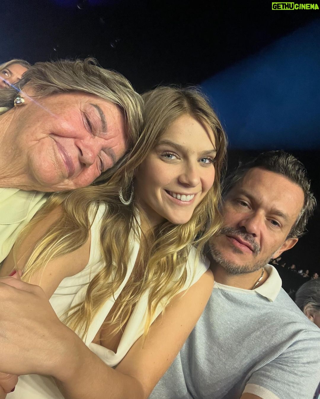 Isabella Santoni Instagram - Realizar sonhos não tem preço! ❤️🥰 Nona vez levando minha vovó pra assistir o Rei 👑 Rio de Janeiro, Rio de Janeiro
