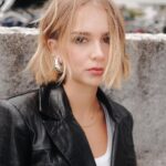 Isabella Scherer Instagram - indo mostrar minhas panelas pro mundo 🫶🏻 créditos do look na 2ª foto