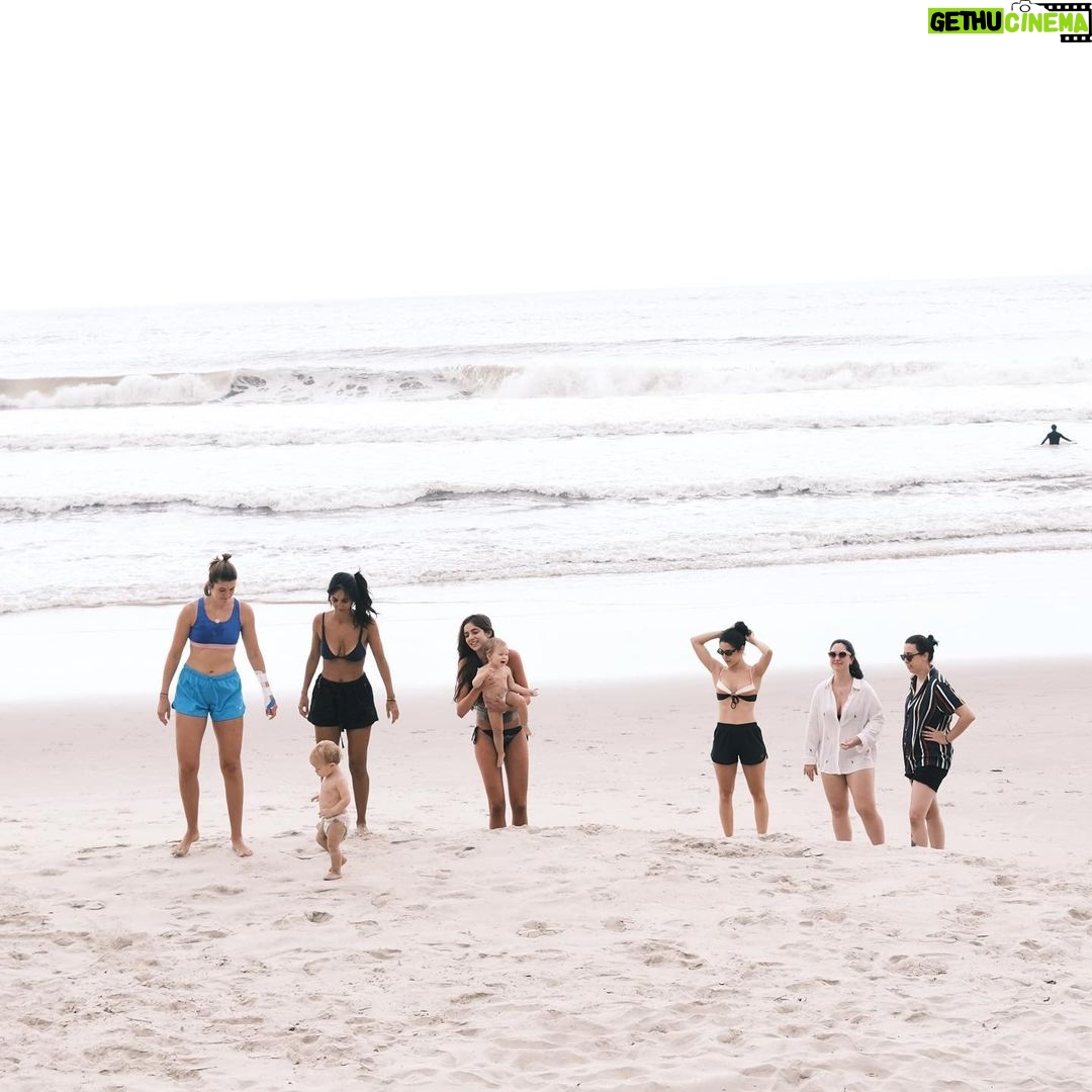 Isabella Scherer Instagram - fds da zazá @elizanitzan