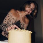 Isabella Scherer Instagram - Algumas das pessoas que deixam meus anos mais legais ❤️ Comemoração no @zelattecafe e agora quero que vire bar à noite, pode ser @calaza @pietrobruno ?