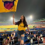Isabelle Kaif Instagram - had way too much fun at my first live match @upwarriorz thank you to the sharma family @itsjinishasharma #itskaytobeyou cricket fever