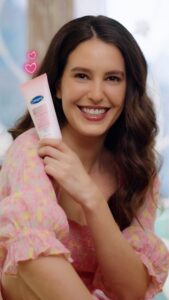 Isabelle Kaif Instagram - This Valentine’s elevate your skincare game with Cetaphil Bright Healthy Radiance power couple✨ Gentle Renewing Cleanser and Gentle Perfecting Serum! Experience the joy of smoother, brighter skin that shines from within with 7 times more power 💕💖 #Lovemakesmeglow #CetaphilIndia #ad #DermatologistRecommended @cetaphil_india Love Your Skin