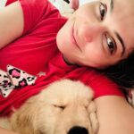 Isha Koppikar Instagram - My day starts and ends with Boomerangs cuddles 🥰 #boomerangdiaries #doggy #puppylove #mine #love #dogsofinstagram #cutedog